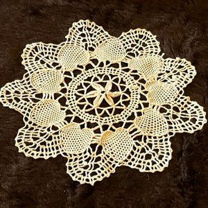 Vintage Style Heart Shape Hand Bobbin Lace Cotton White Doily